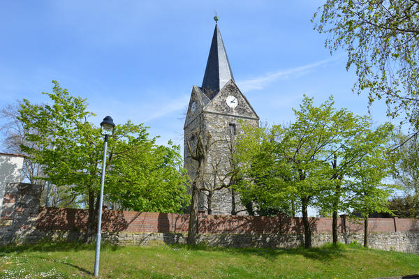 Bild vergrößern: Grokorbetha Kirche