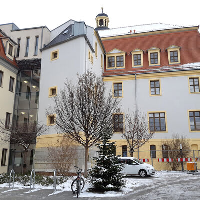 Bild vergrößern: 2022-12-09 Rathaushof