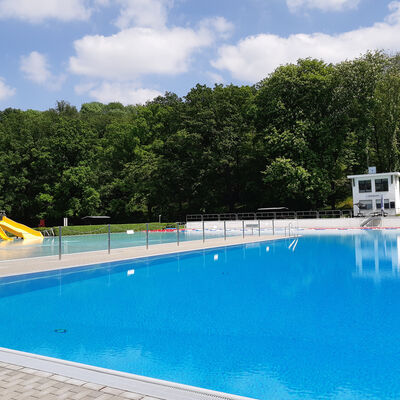 Bild vergrößern: Freibad Weienfels