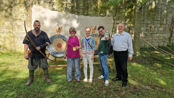 Bild vergrößern: Stdtepartner Kornwestheim Historischer Markt