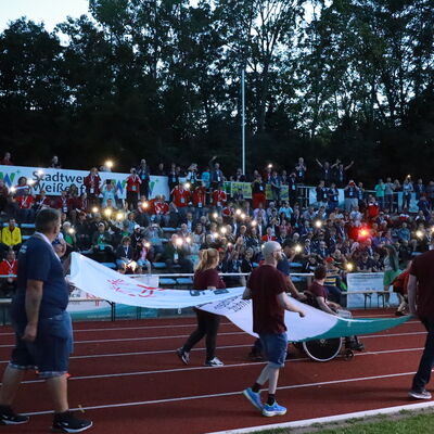 Bild vergrößern: Erffnungsfeier Special Olympics Fahne_DiArt