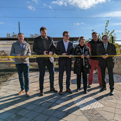 Bild vergrößern: 2023-10-25 Am Gterbahnhof Freigabe Bahn-Bus-Schnittstelle