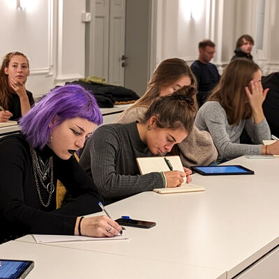 Bild vergrößern: 2023-10-26 Auftakt TRaum Studenten