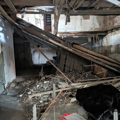 Bild vergrößern: Jdenstrae 5 Hinterhaus eingestrzte Decke