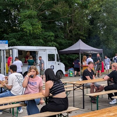 Bild vergrößern: Grillfest an der Brckenmhle