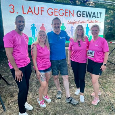 Bild vergrößern: Lauf gegen Gewalt Orga-Team
