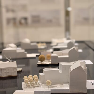 Bild vergrößern: Bibliotheksneubau Ausstellung Architekturwettbewerb 2