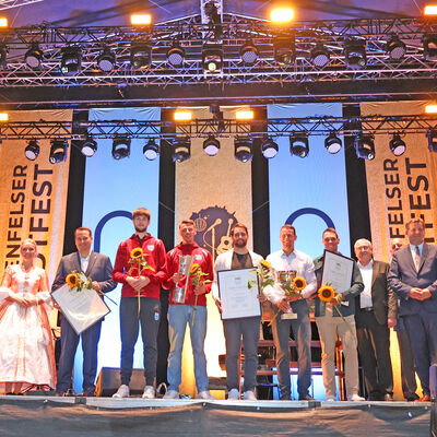 Bild vergr&ouml;&szlig;ern: Sport Ehrungen_diArtFoto