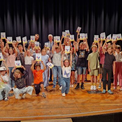 Bild vergr&ouml;&szlig;ern: 2025-08-06 Lesesommer Abschlussparty_Stadt Wei&szlig;enfels