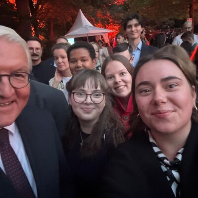 Bild vergr&ouml;&szlig;ern: 2025-09-12 Jugendgremium Bundespr&auml;sident