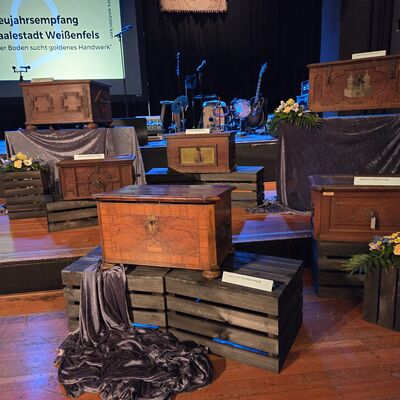 Bild vergr&ouml;&szlig;ern: Neujahrsepfang Stadt Wei�enfels Innungsladen