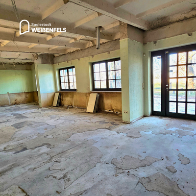 Bild vergr&ouml;&szlig;ern: Gastraum des Klemmberg-Restaurants