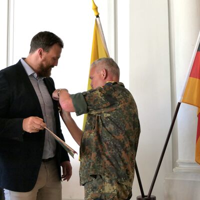 Bild vergr&ouml;&szlig;ern: Ehrenkreuz in Gold Martin Papke