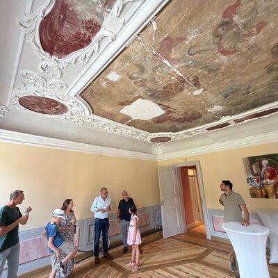 Bild vergr&ouml;&szlig;ern: Hofmarschallhaus Er�ffnung